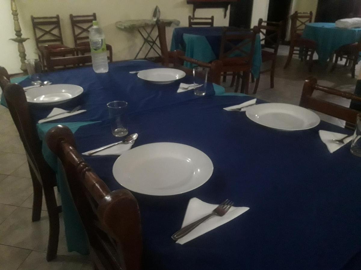 Hansika Guest Inn Buttala Экстерьер фото